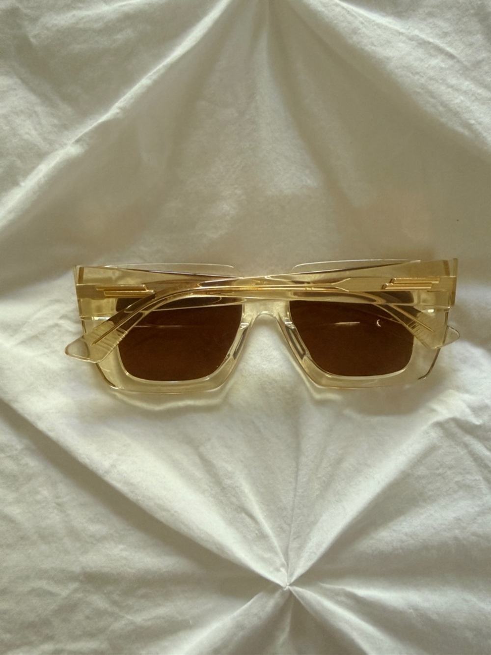 BOTTEGA VENETA Sunglasses BV1005S - Picture 3 of 12